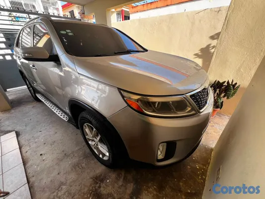 2014 Kia Sorento — foto 3 / 10
