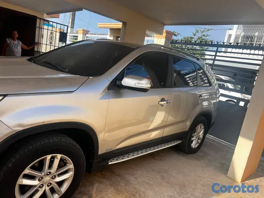 2014 Kia Sorento — foto 8 / 10