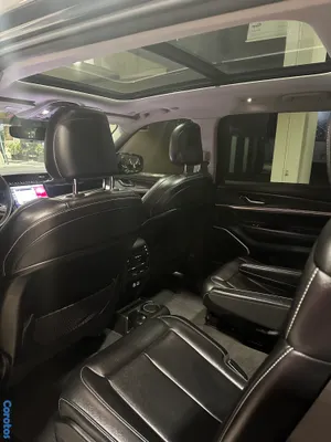 2021 Jeep Grand Cherokee — foto 7 / 10