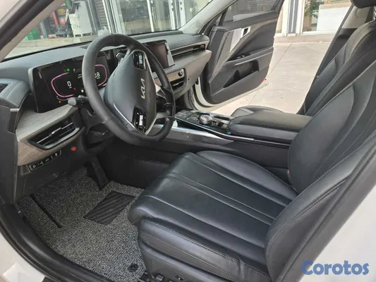 2018 Kia K8 — foto 4 / 12