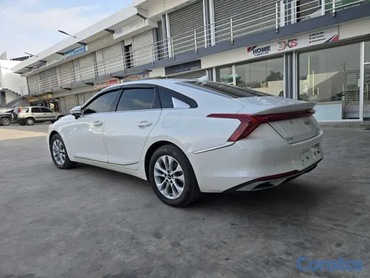 2018 Kia K8 — foto 5 / 12