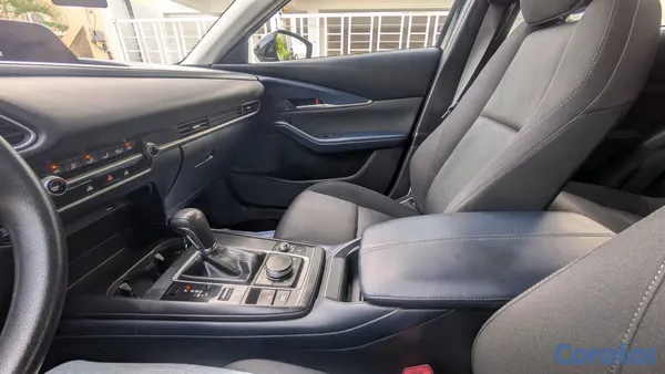 2021 Mazda CX-30 — foto 7 / 12