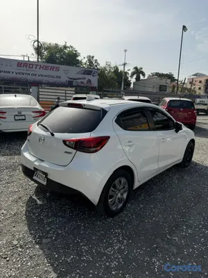 2017 Mazda Demio — foto 4 / 5
