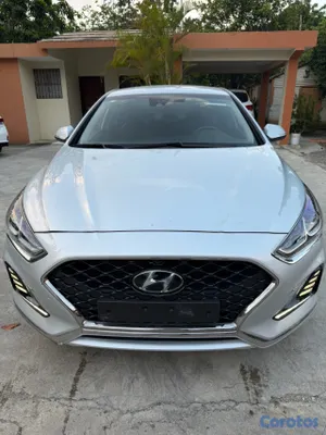 2022 Hyundai Sonata — foto 2 / 6