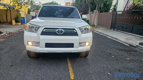 2013 Toyota 4 Runner — foto 2 / 10