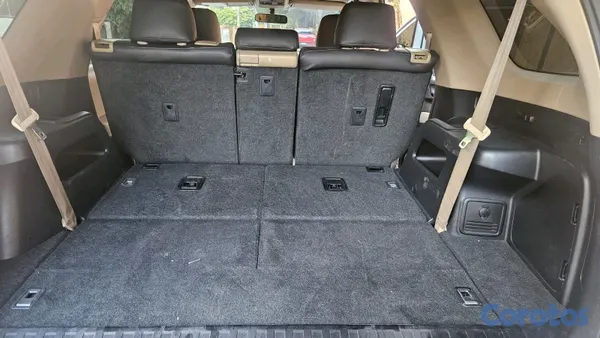 2013 Toyota 4 Runner — foto 6 / 10