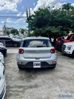 2022 Hyundai Venue — foto 8 / 12