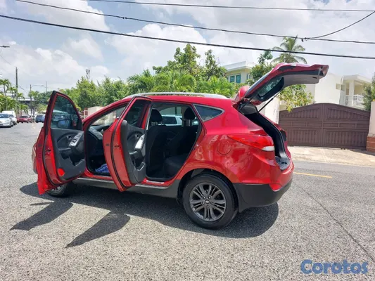 2014 Hyundai Tucson — foto 8 / 13
