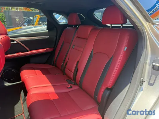 2021 Lexus Rx — foto 7 / 13