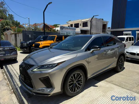 2021 Lexus Rx — foto 8 / 13