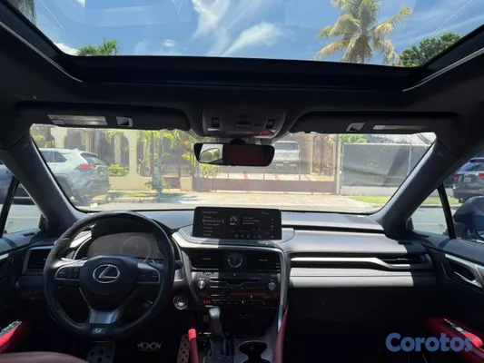 2021 Lexus Rx — foto 9 / 13