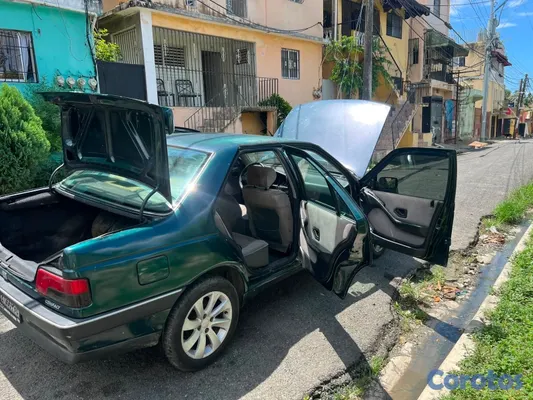 1995 Peugeot 406 — foto 14 / 20