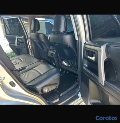 2020 Toyota 4 Runner — foto 6 / 7