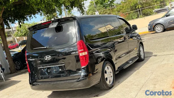 2021 Hyundai Grand Starex — foto 3 / 10
