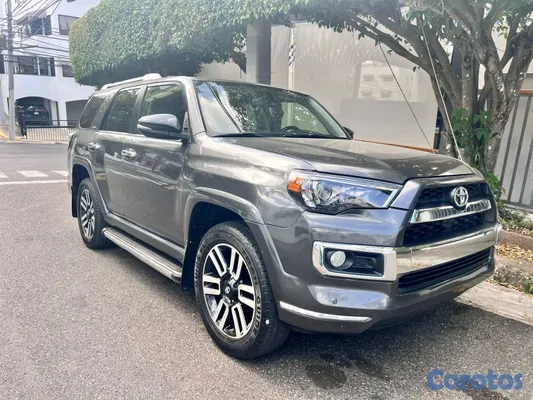 2015 Toyota 4 Runner — foto 3 / 7