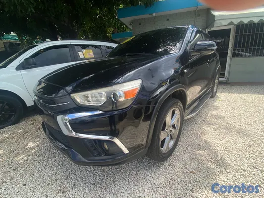 2018 Mitsubishi Outlander — foto 5 / 9
