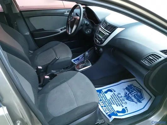 2011 Hyundai Accent — foto 6 / 6