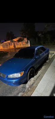 2000 Toyota Camry