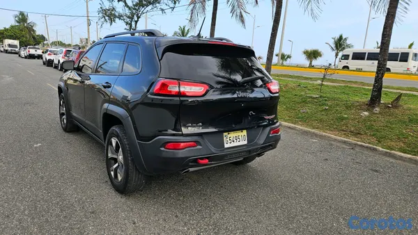 2015 Jeep Cherokee Latitude — foto 3 / 15