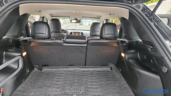 2015 Jeep Cherokee Latitude — foto 12 / 15