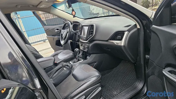 2015 Jeep Cherokee Latitude — foto 15 / 15