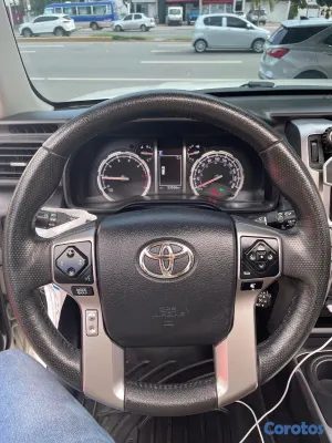 2023 Toyota 4 Runner — foto 5 / 9