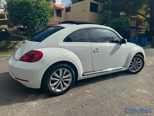 2015 Volkswagen Beetle — foto 4 / 13