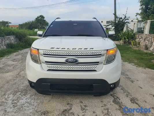 2014 Ford Explorer