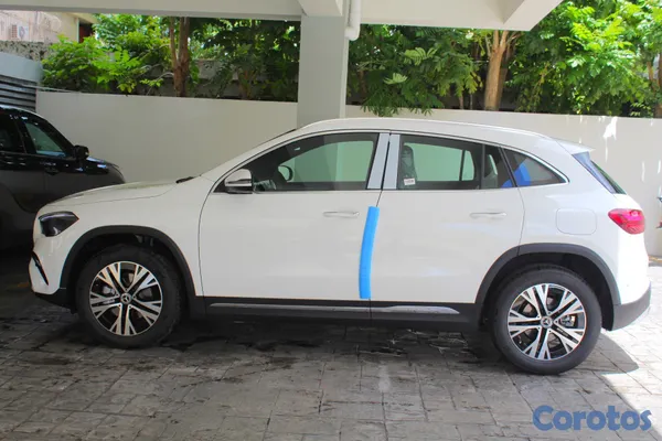 2026 Mercedes-Benz Clase GLA — foto 5 / 11