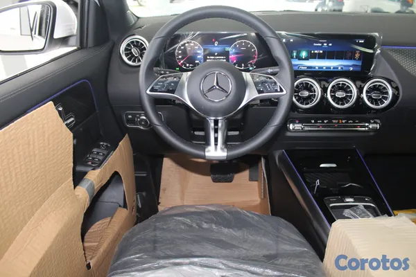 2026 Mercedes-Benz Clase GLA — foto 8 / 11