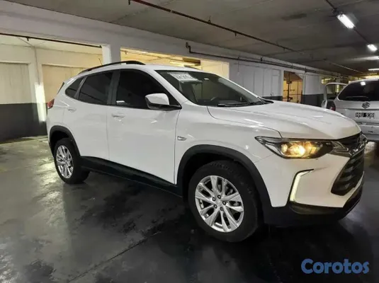 2023 Chevrolet Tracker — foto 4 / 8
