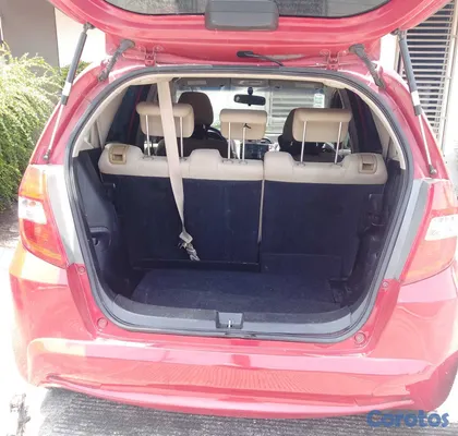 2013 Honda Fit — foto 9 / 17