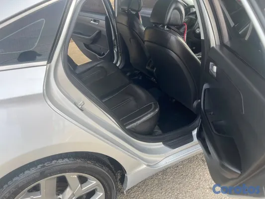 2016 Hyundai Sonata — foto 7 / 10