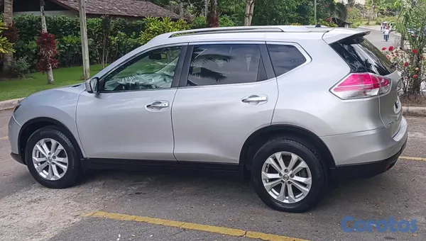 2016 Nissan X-Trail — foto 3 / 9