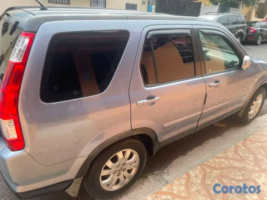 2006 Honda Crv — foto 10 / 12