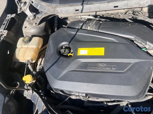 2015 Ford Escape — foto 9 / 13