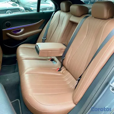 2019 Mercedes-Benz Clase E — foto 8 / 14
