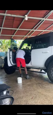 2023 Ford Bronco — foto 2 / 10