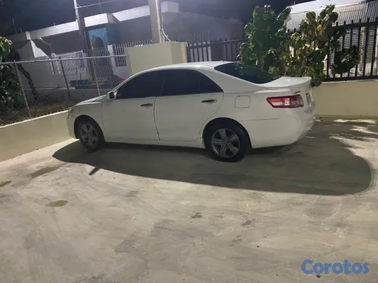 2010 Toyota Camry — foto 2 / 8