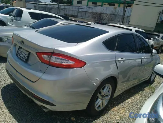 2014 Ford Fusion — foto 9 / 10