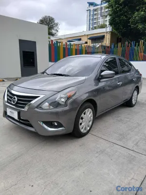 2019 Nissan Versa — foto 3 / 5