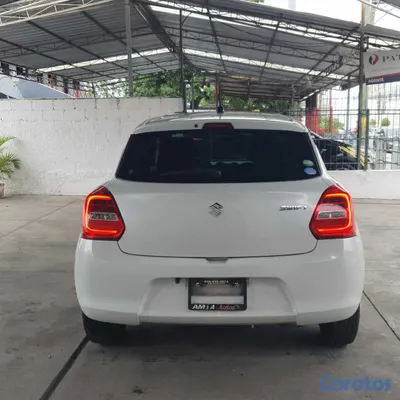 2020 Suzuki Swift — foto 3 / 12