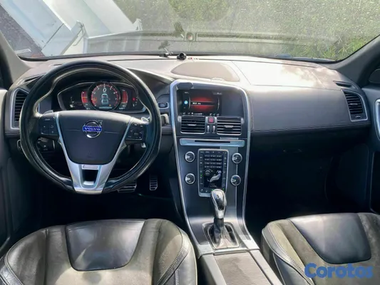 2014 Volvo Xc60 — foto 6 / 10