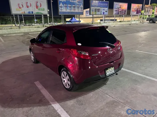 2015 Mazda Demio — foto 5 / 13
