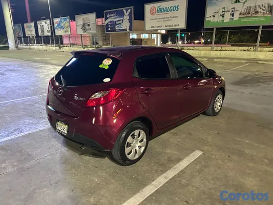 2015 Mazda Demio — foto 6 / 13