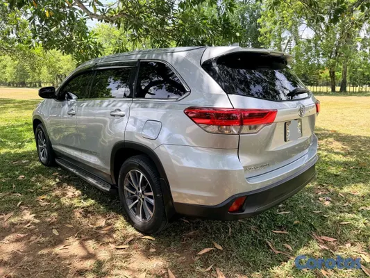 2019 Toyota Highlander — foto 5 / 11