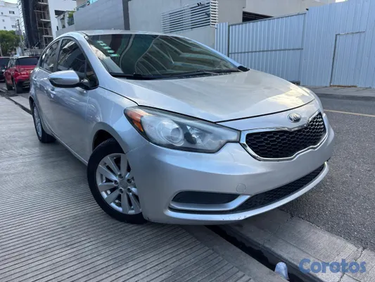 2014 Kia Forte — foto 2 / 9