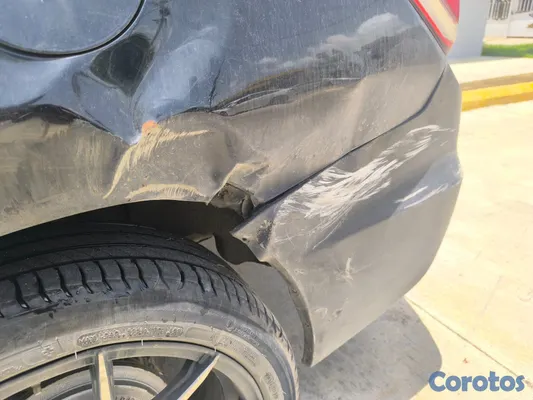 2015 Honda Civic — foto 9 / 10