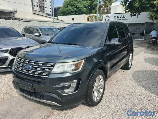2016 Ford Explorer