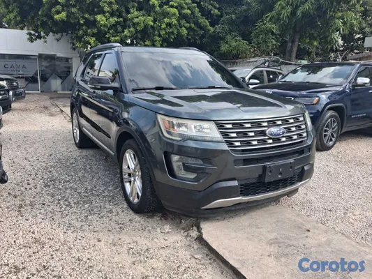 2016 Ford Explorer — foto 3 / 12